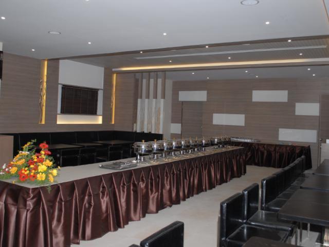 Hotel Vijay Parkinn, Gandhipuram, Коямпутур Екстер'єр фото