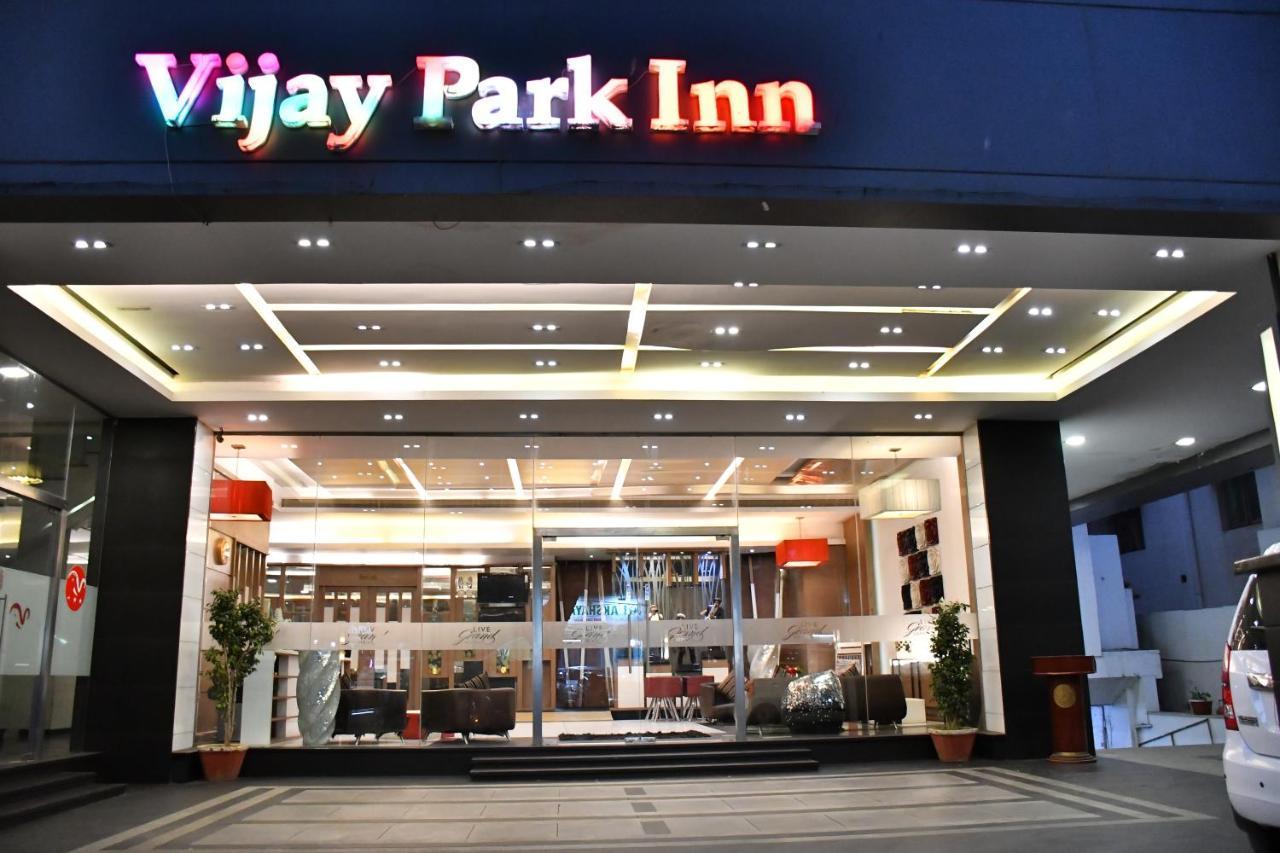 Hotel Vijay Parkinn, Gandhipuram, Коямпутур Екстер'єр фото