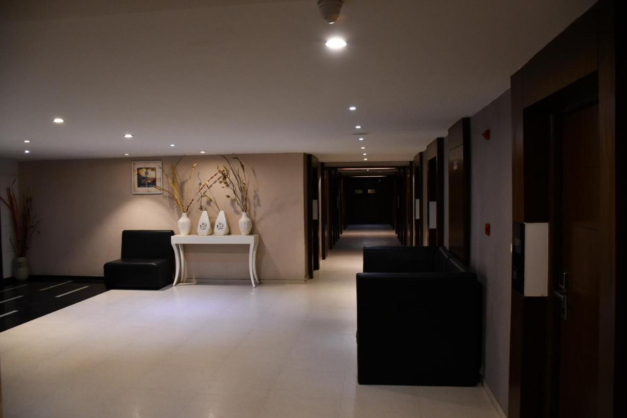 Hotel Vijay Parkinn, Gandhipuram, Коямпутур Екстер'єр фото